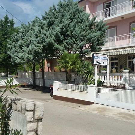 Apartmani Royal Zganec Crikvenica Extérieur photo