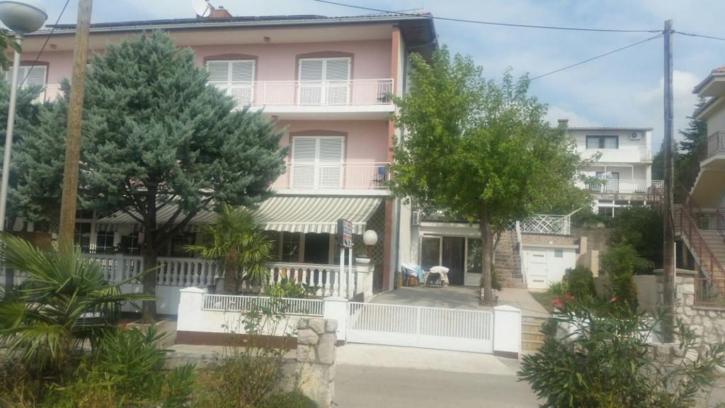 Apartmani Royal Zganec Crikvenica Extérieur photo