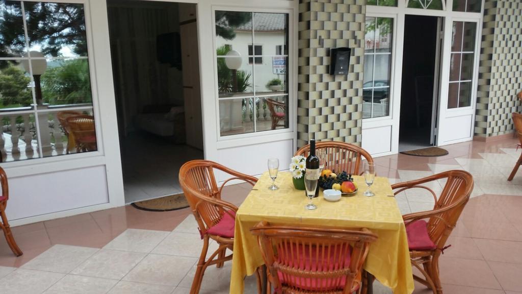 Apartmani Royal Zganec Crikvenica Extérieur photo