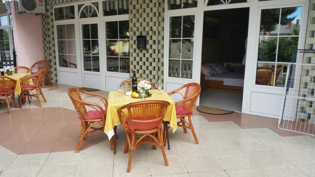 Apartmani Royal Zganec Crikvenica Extérieur photo