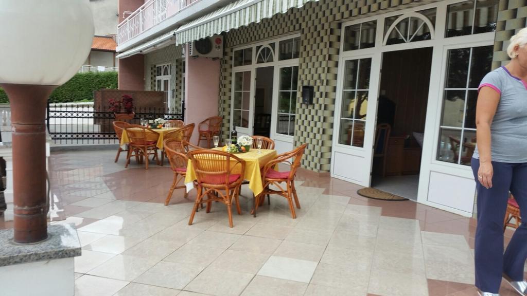 Apartmani Royal Zganec Crikvenica Extérieur photo