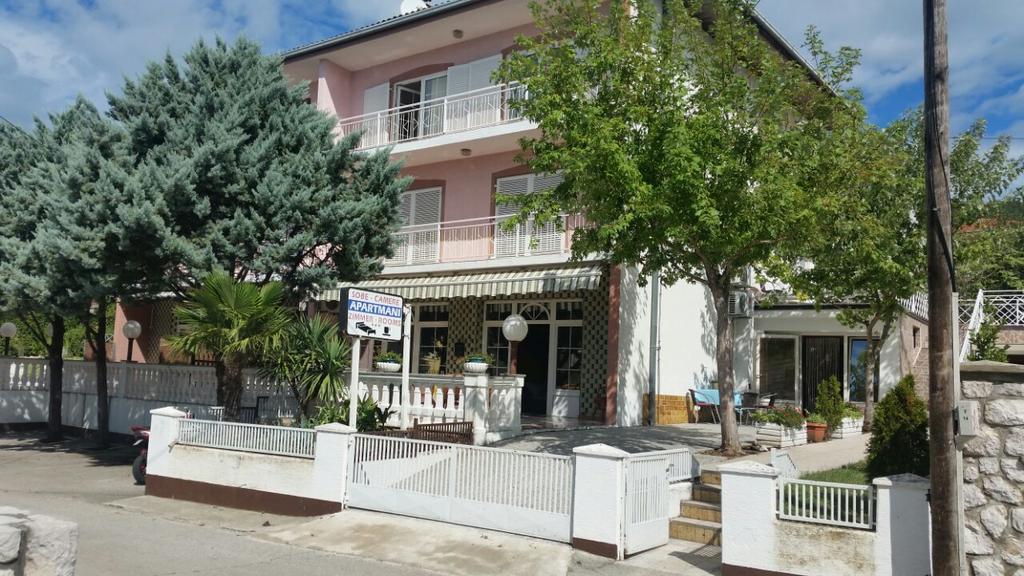 Apartmani Royal Zganec Crikvenica Extérieur photo